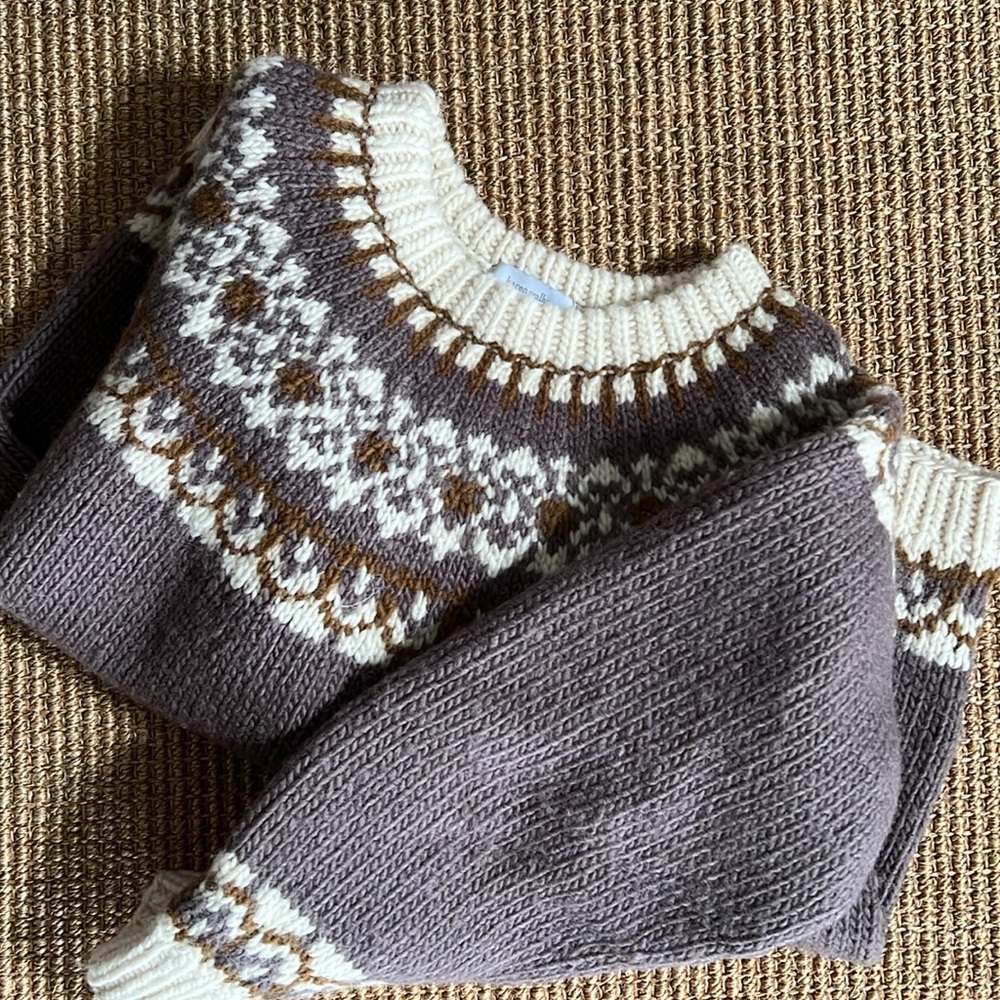 Karen Walker oversized Icelandic wool sweater size 6 but runs large.